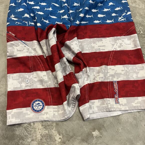 Pelagic Sharkskin Board Shorts Mens Size 32 11.5” Inseam America Flag Drawstring - Picture 7 of 7